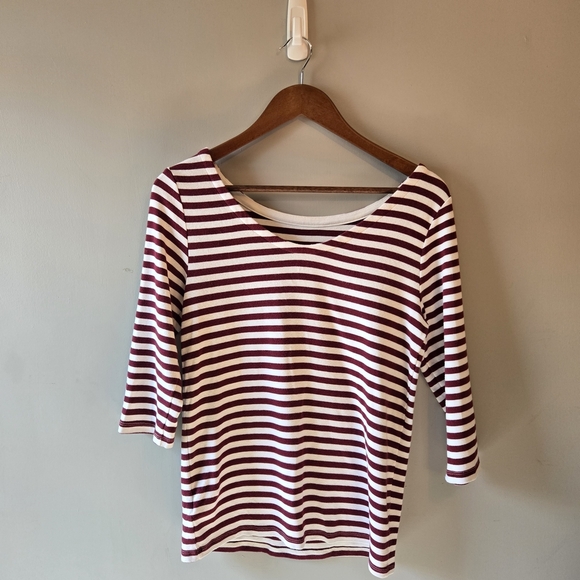 GAP Maroon and White Striped 3/4 Length Sleeve Top - Picture 3 of 5